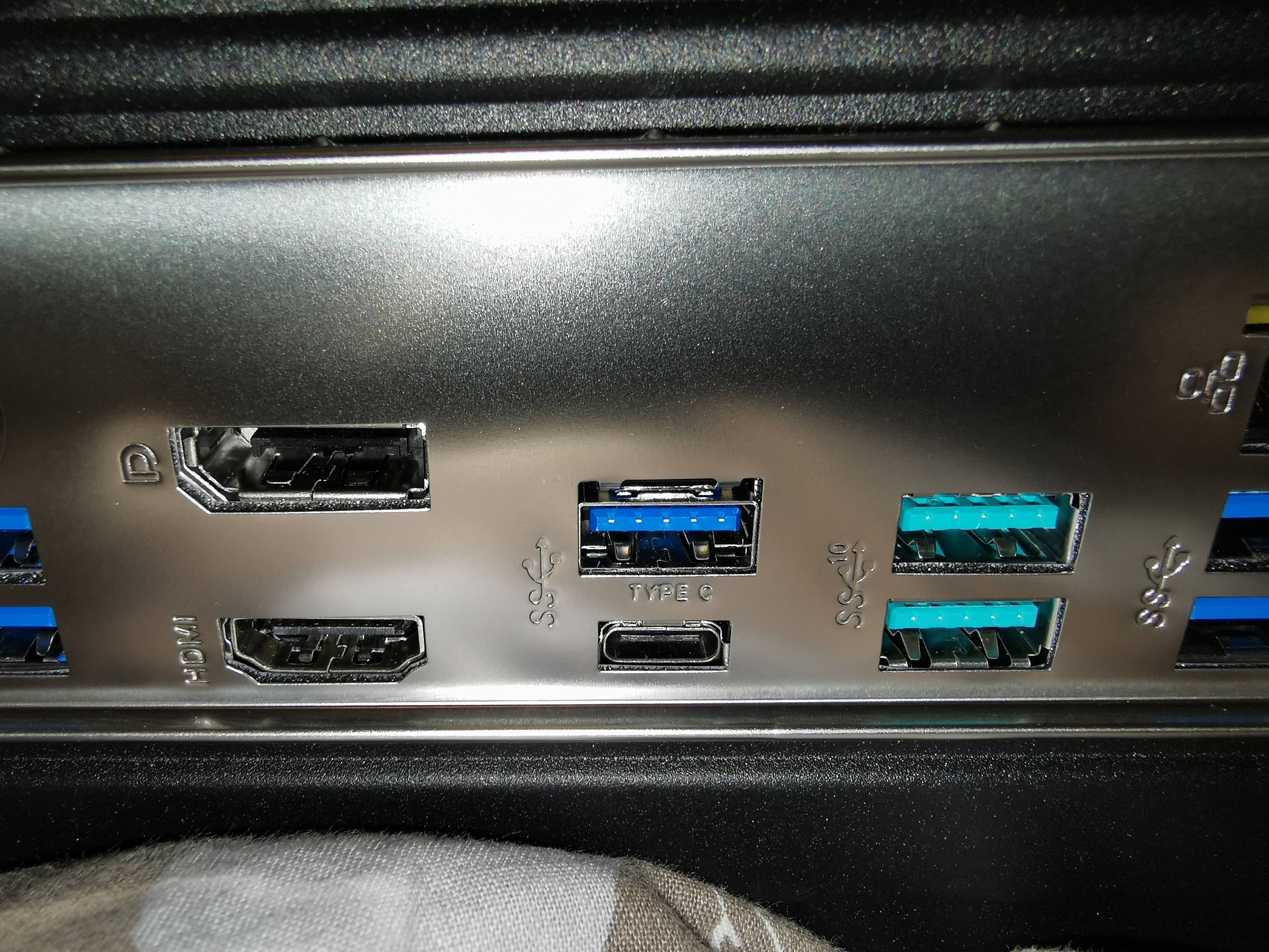 Afbeeldingslocatie: https://tweakers.net/ext/f/KxI1w5iqT5PNArtlxilLOcUb/full.jpg