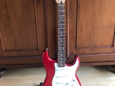 Fender Standard Stratocaster MiM CAR RW Fender Standard Stratocaster MiM CAR RW