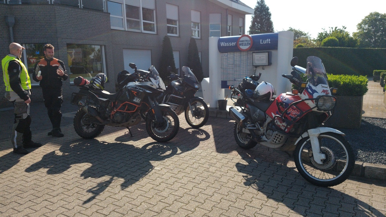 Afbeeldingslocatie: https://tweakers.net/ext/f/LTzWfv5mFWYJfdG6t5Bgtk4F/full.jpg