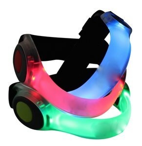 Afbeeldingslocatie: https://tweakers.net/ext/f/Liku7KgY9261cs0Z5sbu0v9O/full.jpg