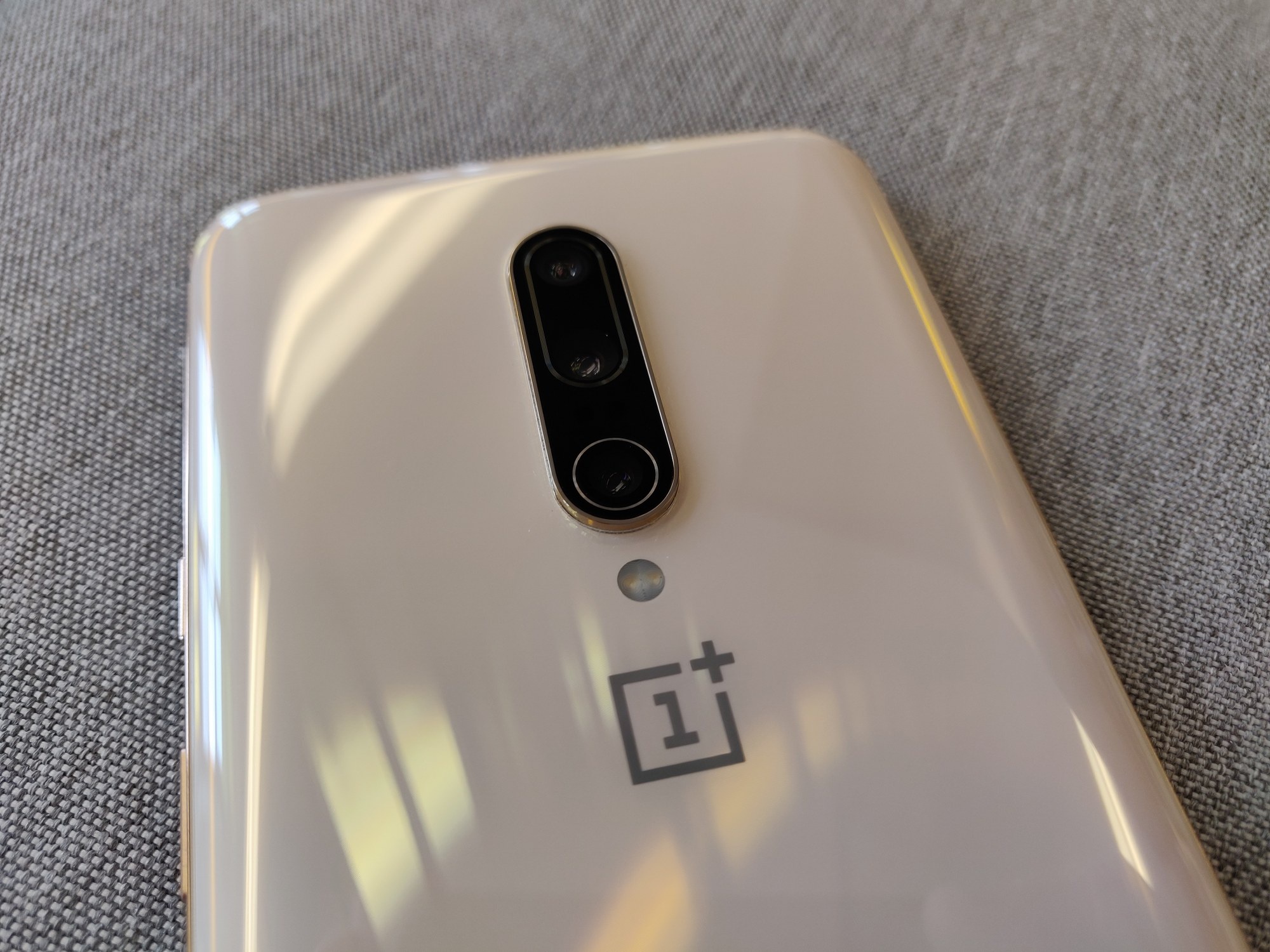 OnePlus 7 Pro - Almond OnePlus 7 Pro - Almond