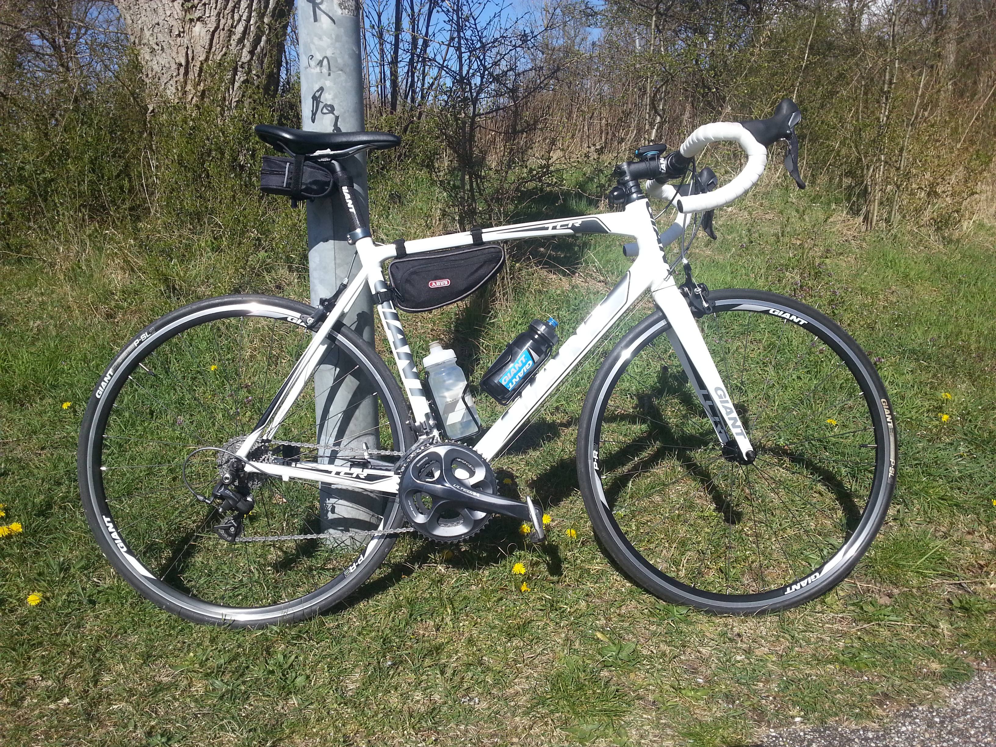 Afbeeldingslocatie: http://tweakers.net/ext/f/LvJBQ14ho11WUGO84IEhpV0d/full.jpg?nohitcount=1