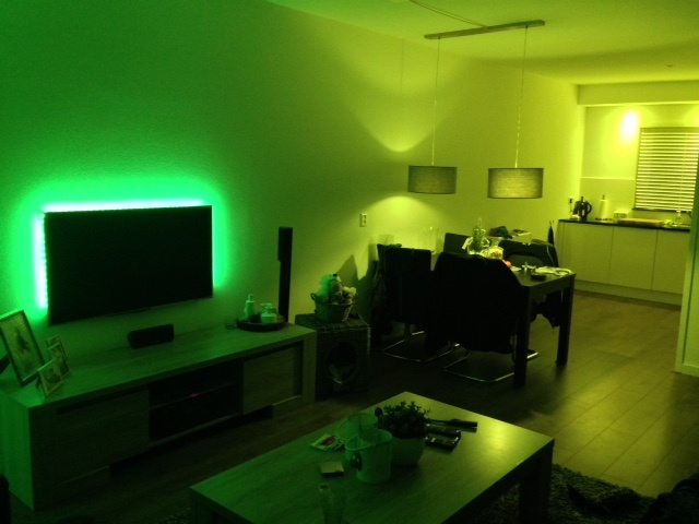 Afbeeldingslocatie: http://tweakers.net/ext/f/M69mlxzRa4pABp8PO42NFvV6/full.jpg