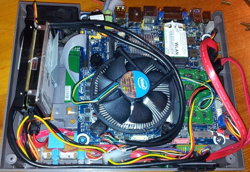 Afbeeldingslocatie: http://tweakers.net/ext/f/M73FzE2q7CTWkx0Xnioa5sAq/full.jpg
