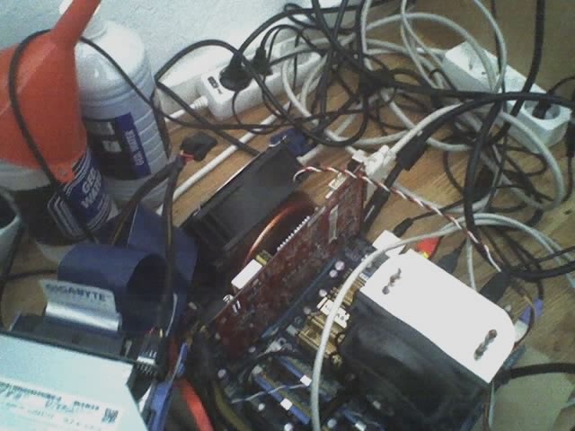 Afbeeldingslocatie: http://tweakers.net/ext/f/M8UfNRrew2goXzFOrWcJhdkh/full.jpg