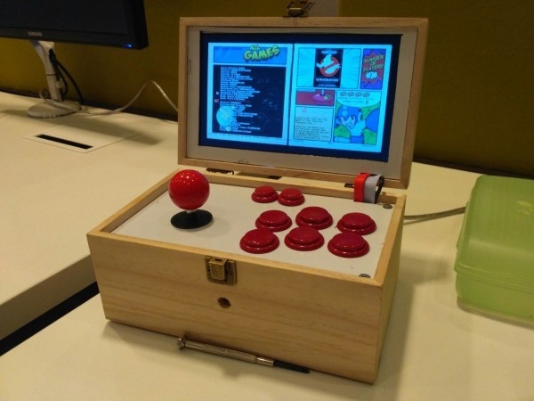 Afbeeldingslocatie: https://tweakers.net/ext/f/MjdAm3JfVoBpXHHhGhj4bBSf/full.jpg