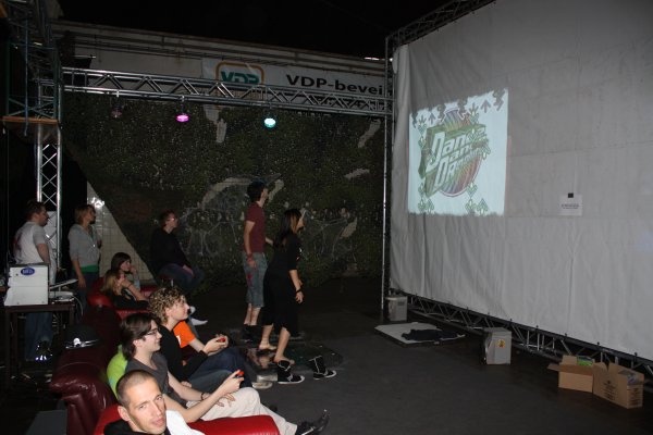 Afbeeldingslocatie: http://tweakers.net/ext/f/NEEWqthHP0W55luXdF5KGX5f/full.jpg