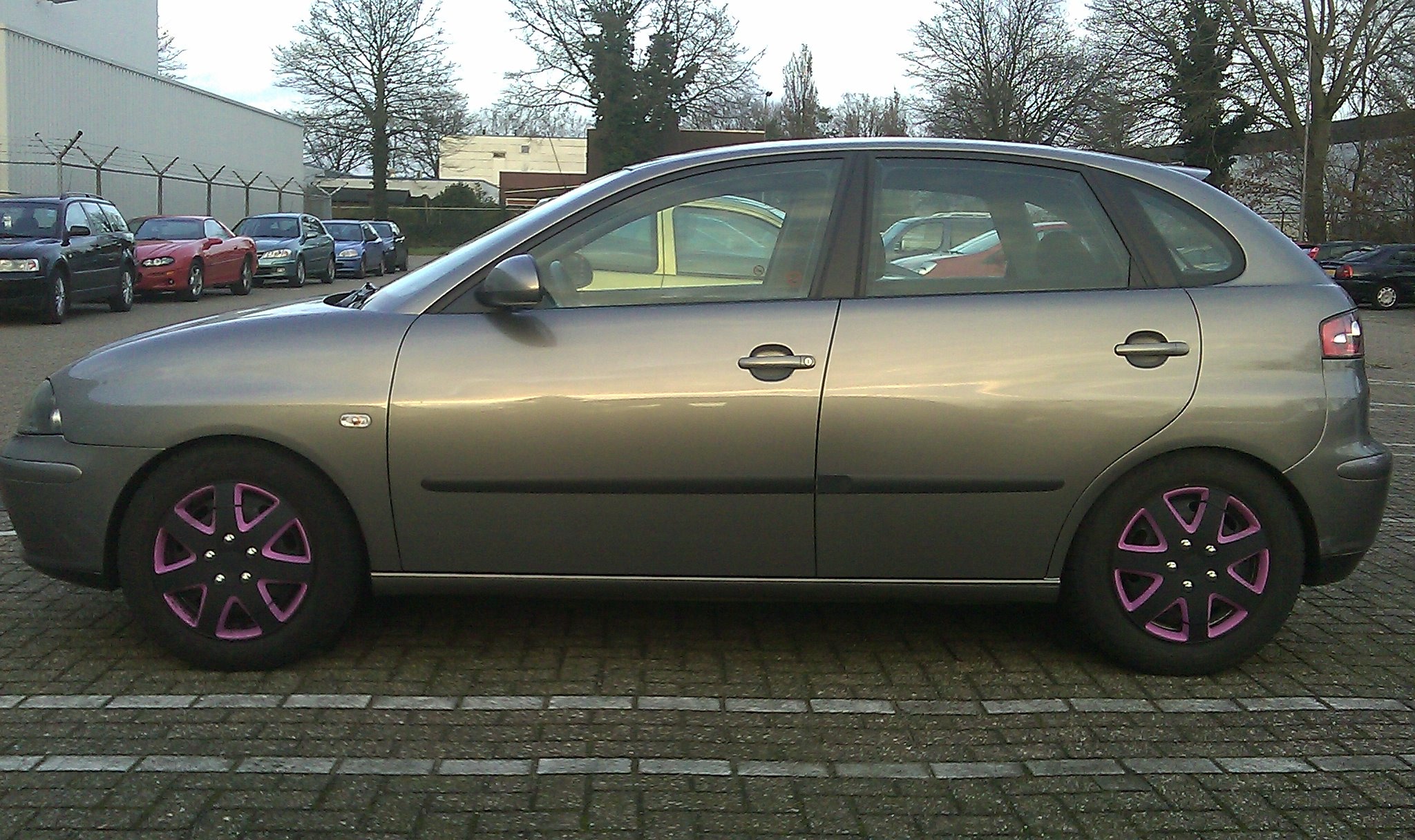 Afbeeldingslocatie: http://tweakers.net/ext/f/NI8aPgqZwq1VI4UaJFf2nNb9/full.jpg