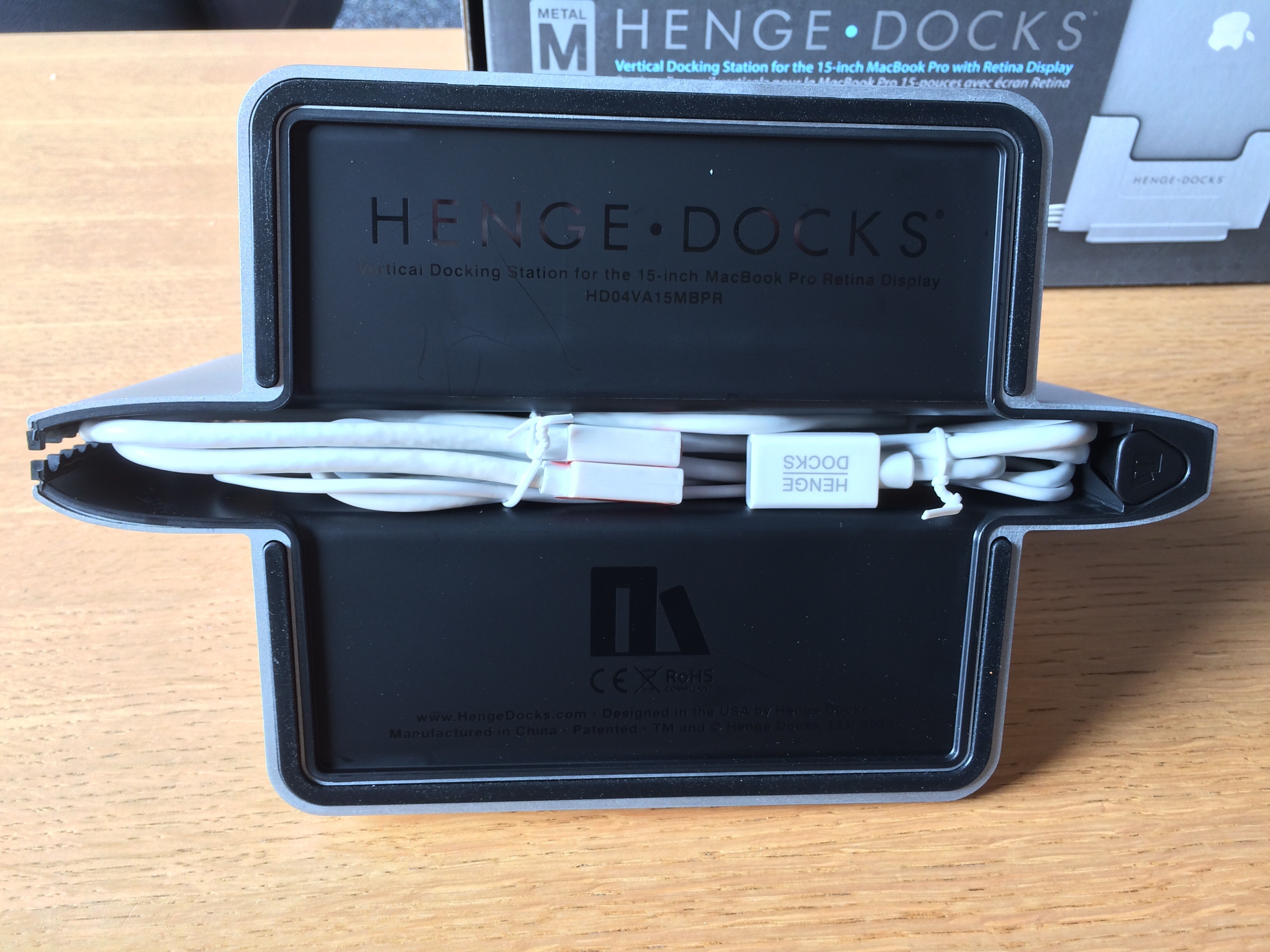 Henge dock 2