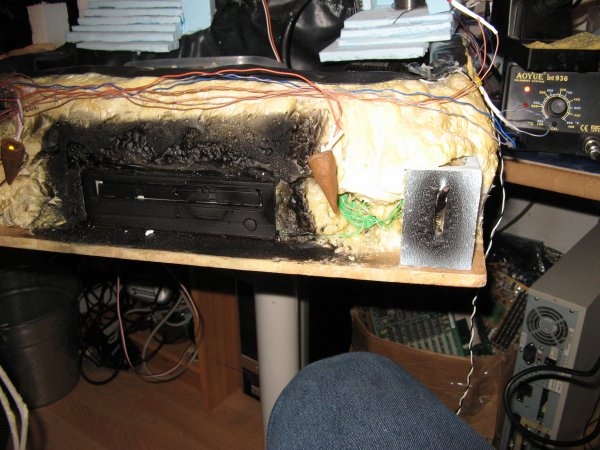 Afbeeldingslocatie: http://tweakers.net/ext/f/OKGRI9KFNle1ewbuV7RvJFCE/full.jpg
