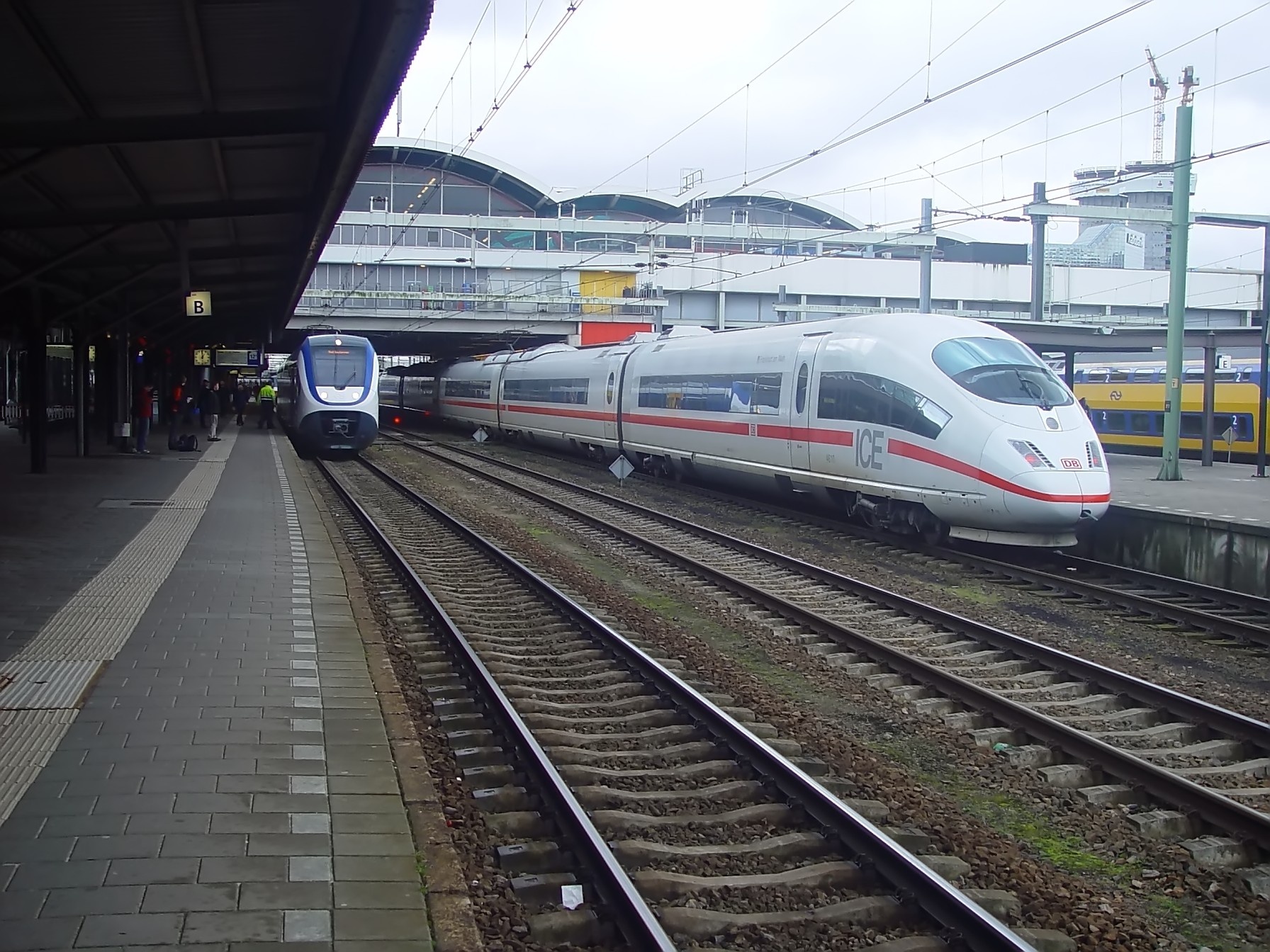 Afbeeldingslocatie: http://tweakers.net/ext/f/OS1WyyocGmue4zr0vW9rDLwG/full.jpg