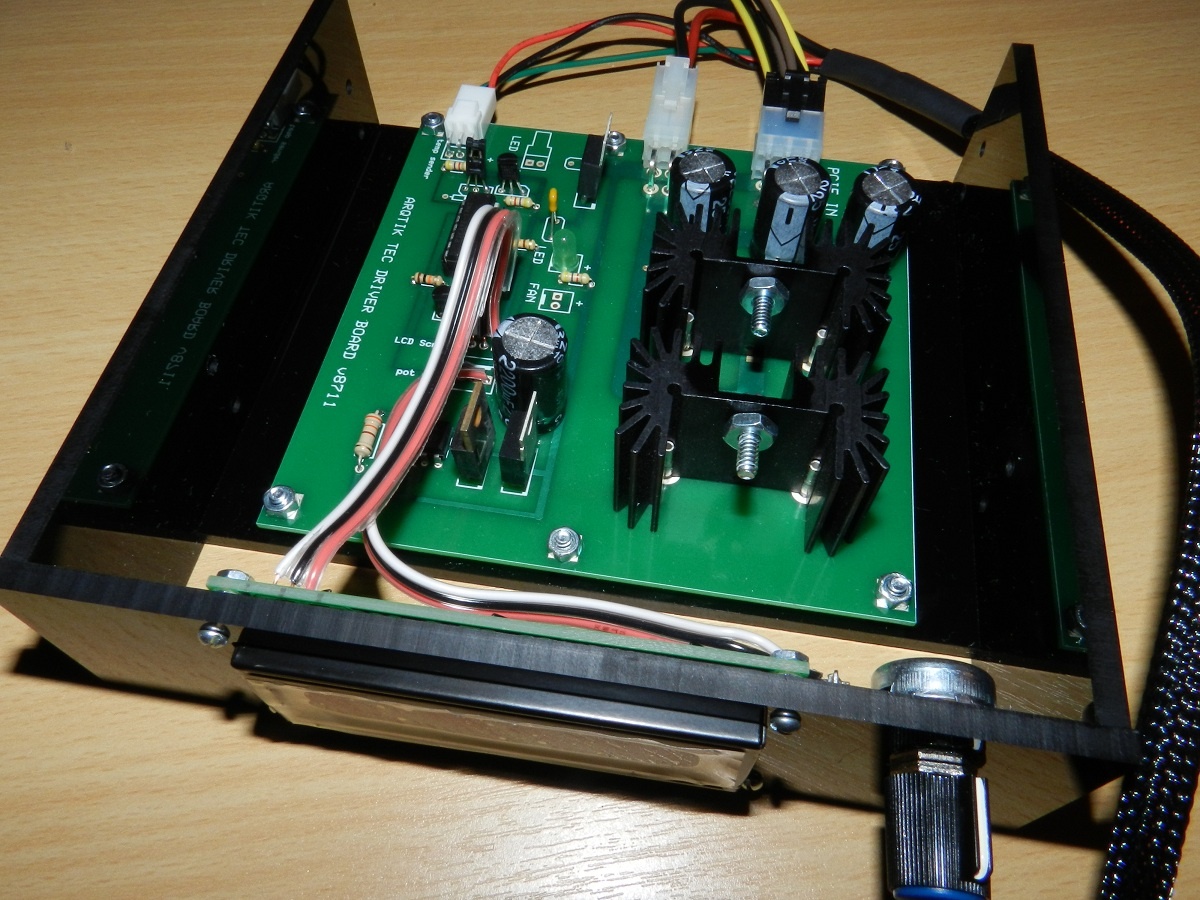 Afbeeldingslocatie: http://tweakers.net/ext/f/OXxBH2ru4bO1altn6wOYi1gy/full.jpg