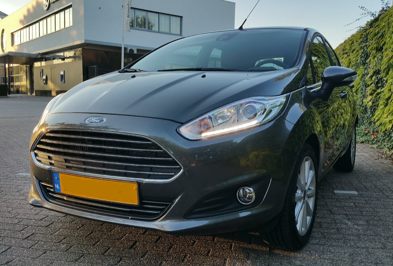 Afbeeldingslocatie: https://tweakers.net/ext/f/OlIWzF7TicCTfBlrWGKquII7/full.jpg