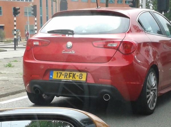 Afbeeldingslocatie: http://tweakers.net/ext/f/OnG4ZeNnrh1wnj6uplhaveTZ/full.jpg