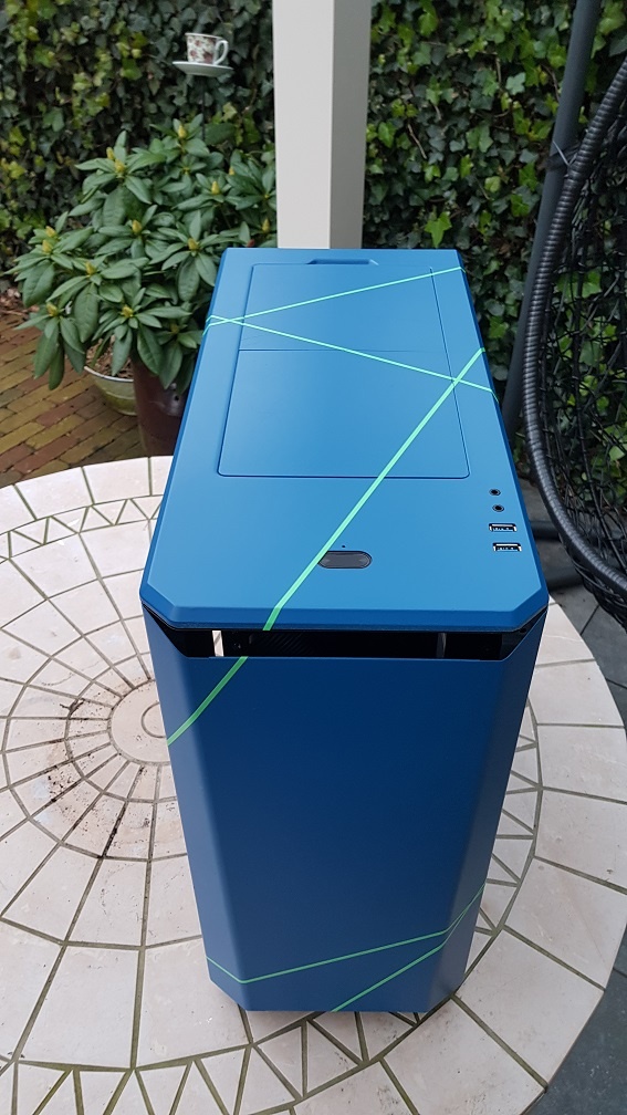 Afbeeldingslocatie: https://tweakers.net/ext/f/Ov9gEYpUhfaFB0HNRE2V6sGp/full.jpg