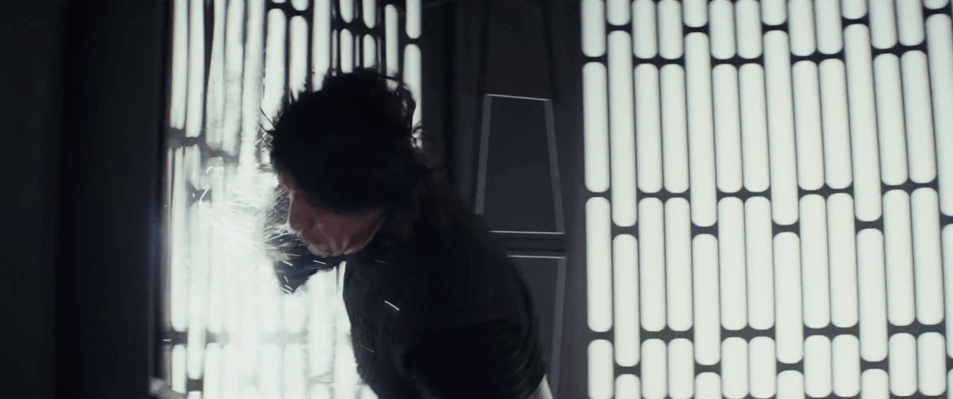 En toen was de Kylo die zijn agressie niet onder controle kan houden weer terug. Nu weten we gelijk