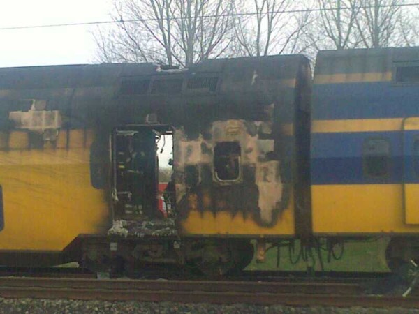 Afbeeldingslocatie: http://tweakers.net/ext/f/PFbEIJgnPaXCl3qDAjHpWsek/full.jpg