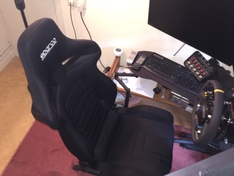 Nieuwe race stoel (R333)