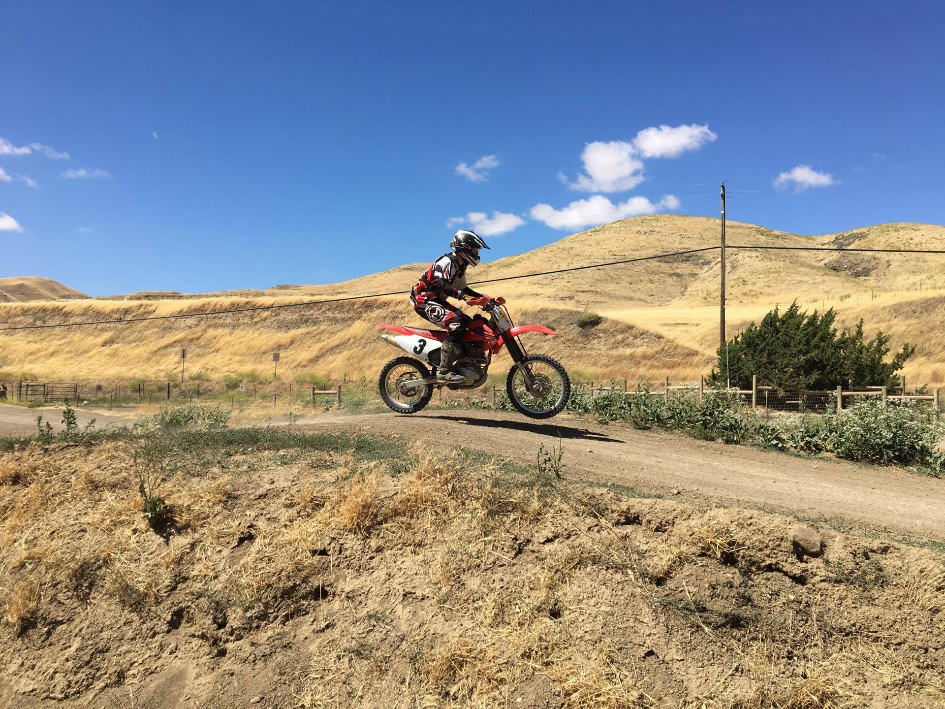 Afbeeldingslocatie: https://tweakers.net/ext/f/PhW1jP6zkRpFxw9i5dbVcAEO/full.jpg