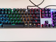 Afbeeldingslocatie: https://tweakers.net/ext/f/Pno3oYj3Gz25c1oc79u3e0e4/medium.jpg