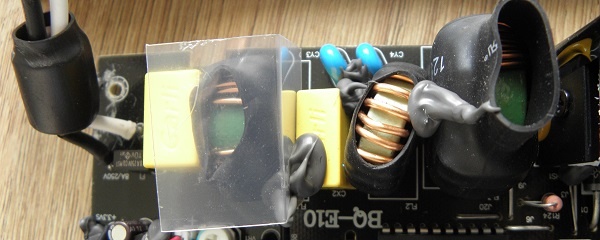 http://tweakers.net/ext/f/PuV0cpmlCpyZGBlB9JbZRx5E/full.jpg http://tweakers.net/ext/f/PuV0cpmlCpyZGBlB9JbZRx5E/full.jpg