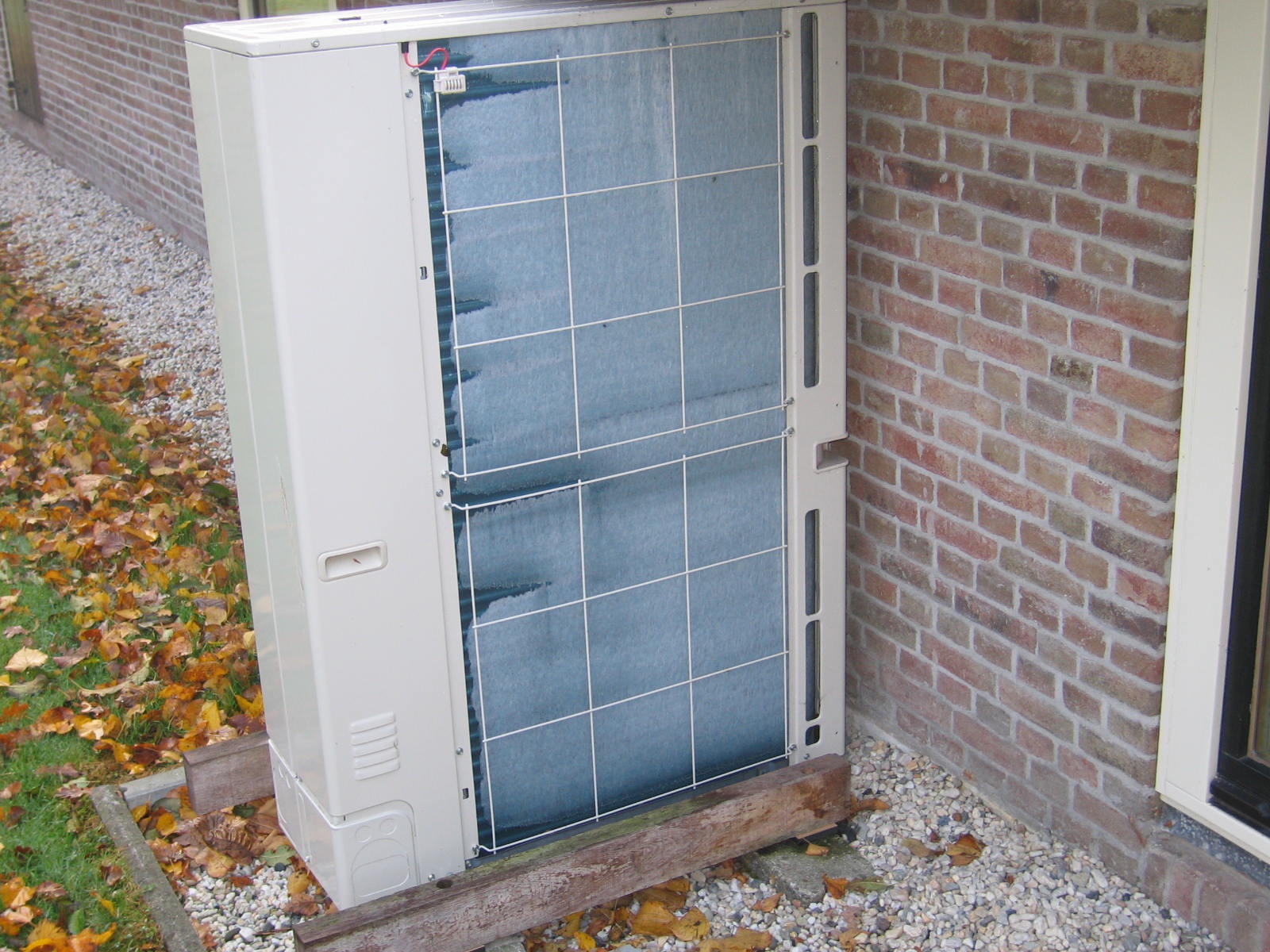 Afbeeldingslocatie: https://tweakers.net/ext/f/QNYQyGwjkDjg6ycVqSIPuCQo/full.jpg