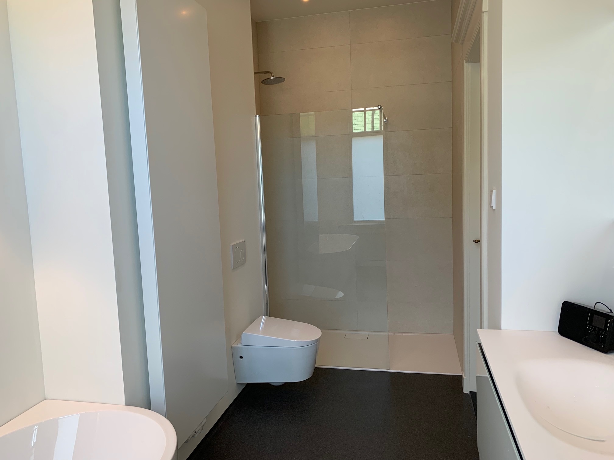 Afbeeldingslocatie: https://tweakers.net/ext/f/QlOjFJJTlAhDwiRzdTppDYXf/full.jpg