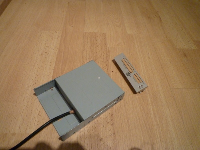 Afbeeldingslocatie: http://tweakers.net/ext/f/R1EUJJrUQrmoLDp1rHCRTpsc/full.jpg