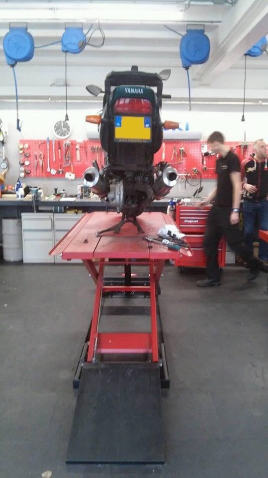 Afbeeldingslocatie: https://tweakers.net/ext/f/RAU11BJ2e6kyCiVVeXFQuPaO/full.jpg