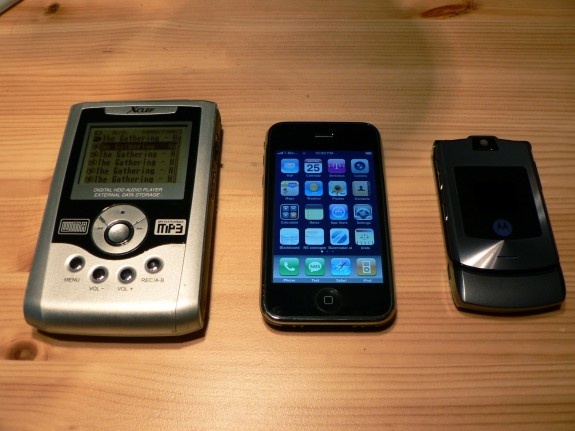 Xclef vs Iphone vs V3i