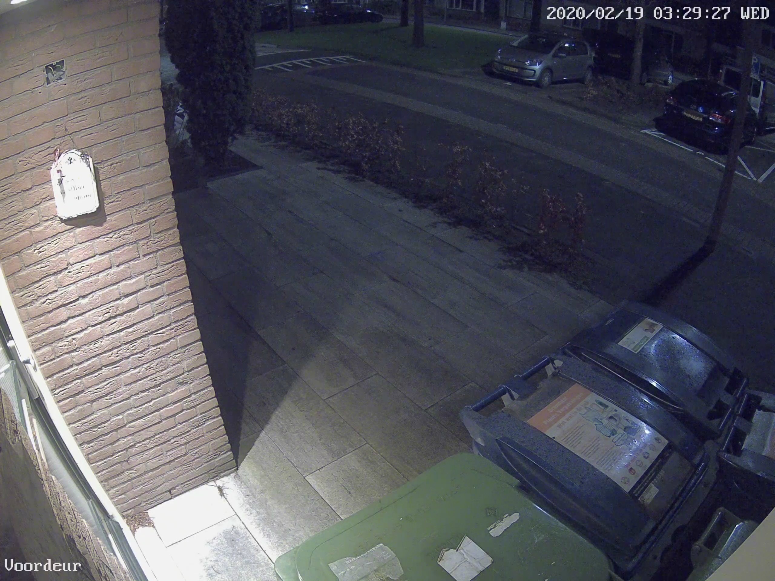 Afbeeldingslocatie: https://tweakers.net/ext/f/RTS2fzvpBhqnLWWXVs5CWYGw/full.jpg