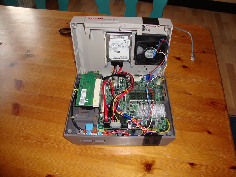 Afbeeldingslocatie: http://tweakers.net/ext/f/RcCIzNJrpdUISEovOiQU0smD/full.jpg