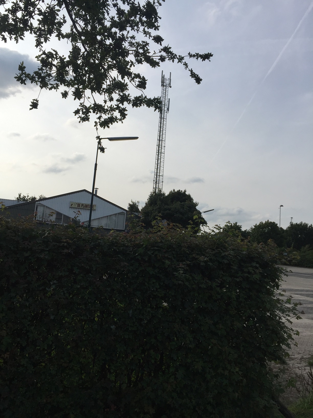 Afbeeldingslocatie: https://tweakers.net/ext/f/SxYn3Kdo7N1cNOHBLfUkAFnR/full.jpg