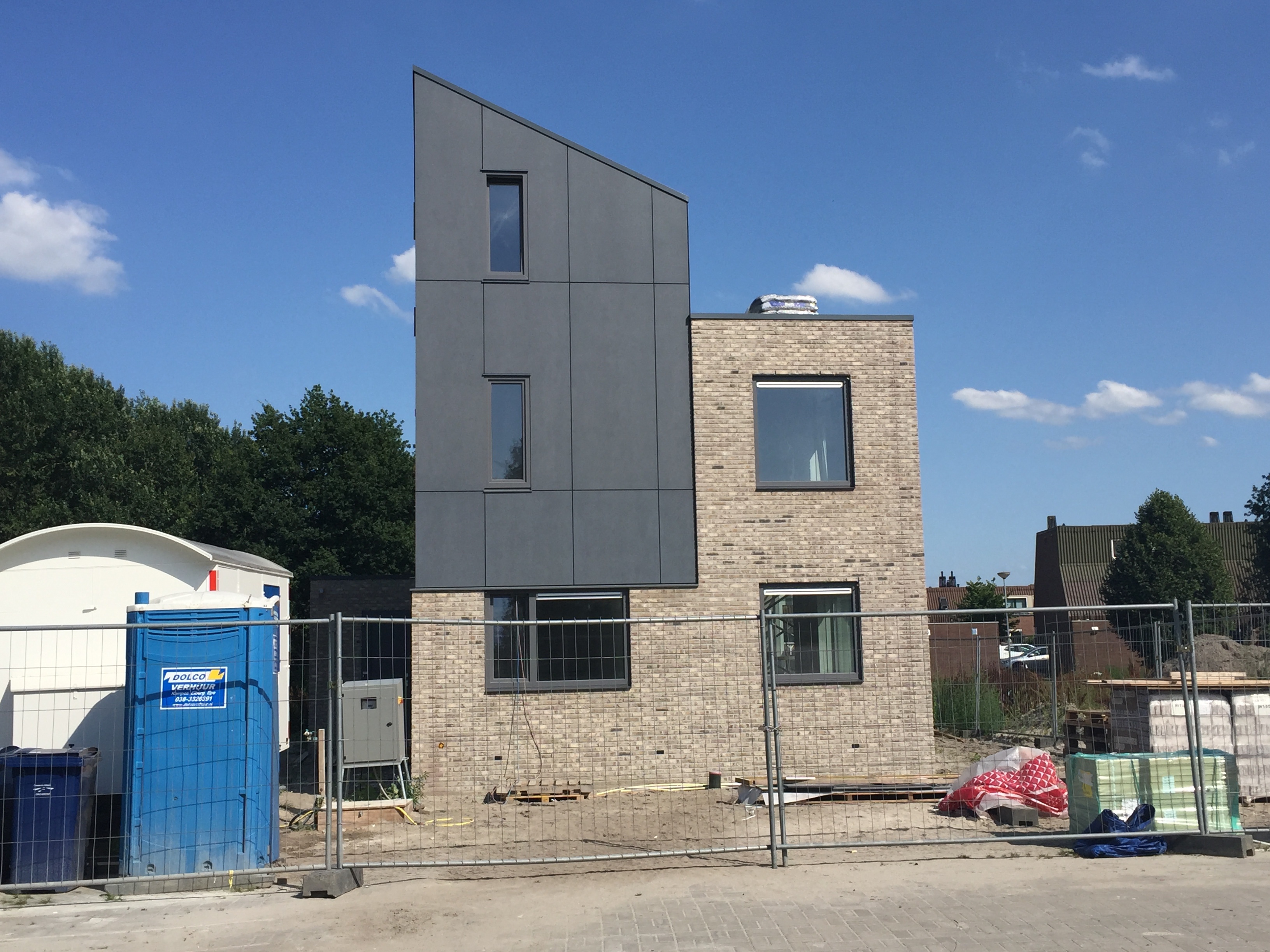 Afbeeldingslocatie: https://tweakers.net/ext/f/T8ZKbrVcL0zY0ubBGGgkzt9r/full.jpg