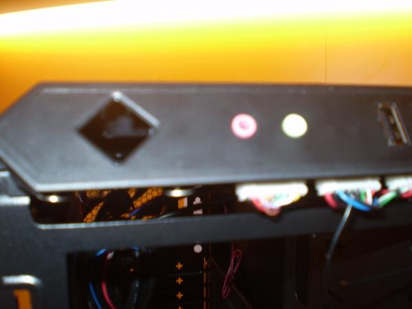 Afbeeldingslocatie: http://tweakers.net/ext/f/U499a60jNFVrbIEI192kY4mZ/full.jpg