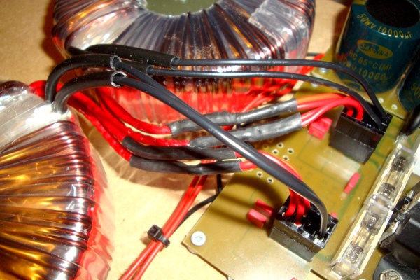 Afbeeldingslocatie: http://tweakers.net/ext/f/U4looBmj5zZFn5n2b3FKqc2o/full.jpg