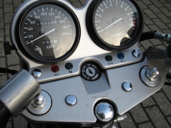 Afbeeldingslocatie: http://tweakers.net/ext/f/U8qMBjVRprN8O3AfdWpz3rah/full.jpg