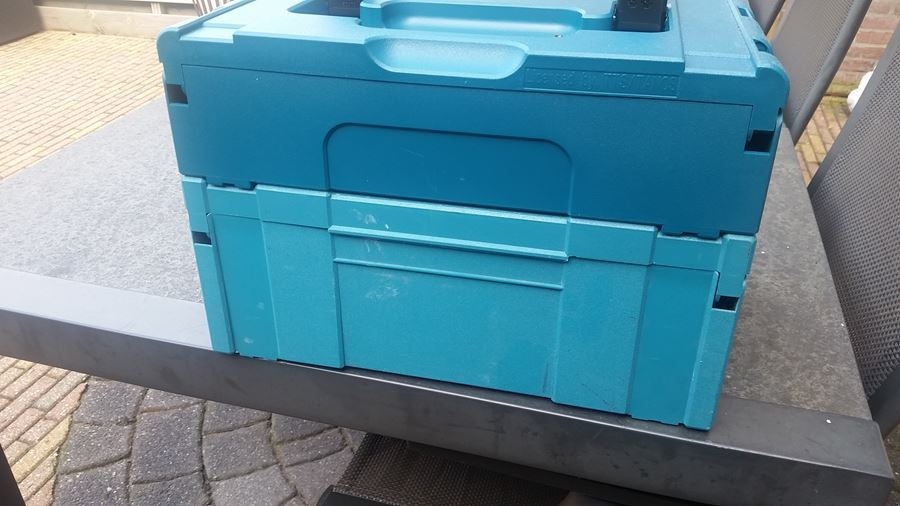 2 kleuren makita
