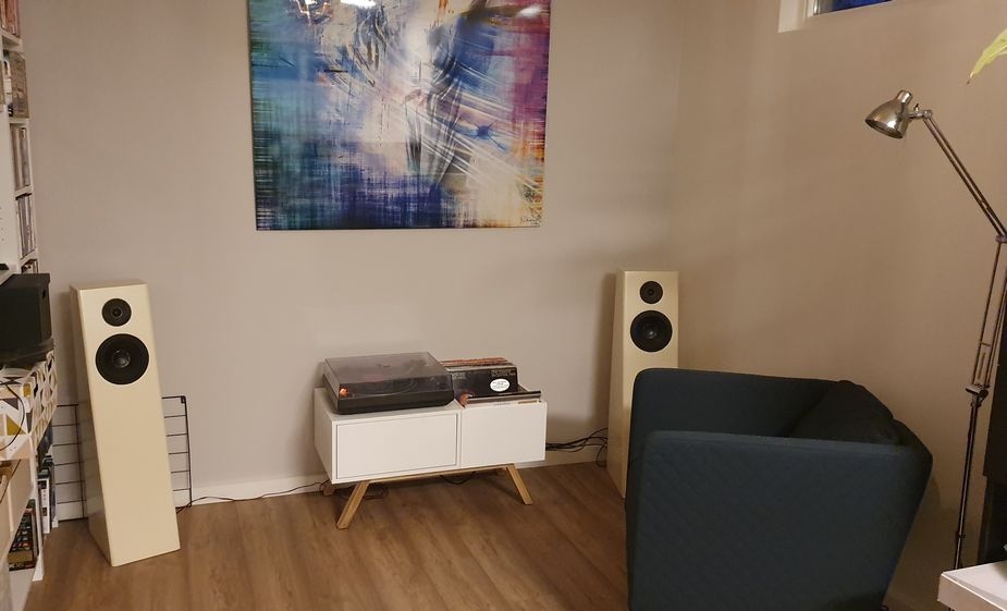 Afbeeldingslocatie: https://tweakers.net/ext/f/V79oZCI07sUClQp0uJul4sAr/full.jpg