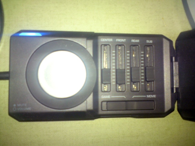Roccat Kave - 8 - Desktop remote