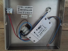 Sonoff achter lamp Sonoff achter lamp