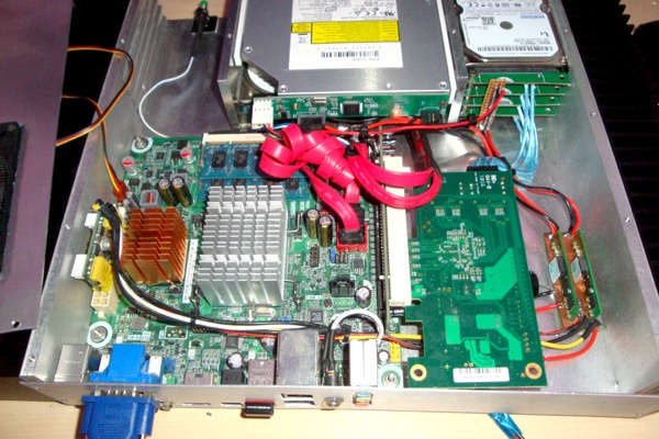 Afbeeldingslocatie: http://tweakers.net/ext/f/XGY7ICNA4gRV0BzYAa0f0Bhj/full.jpg