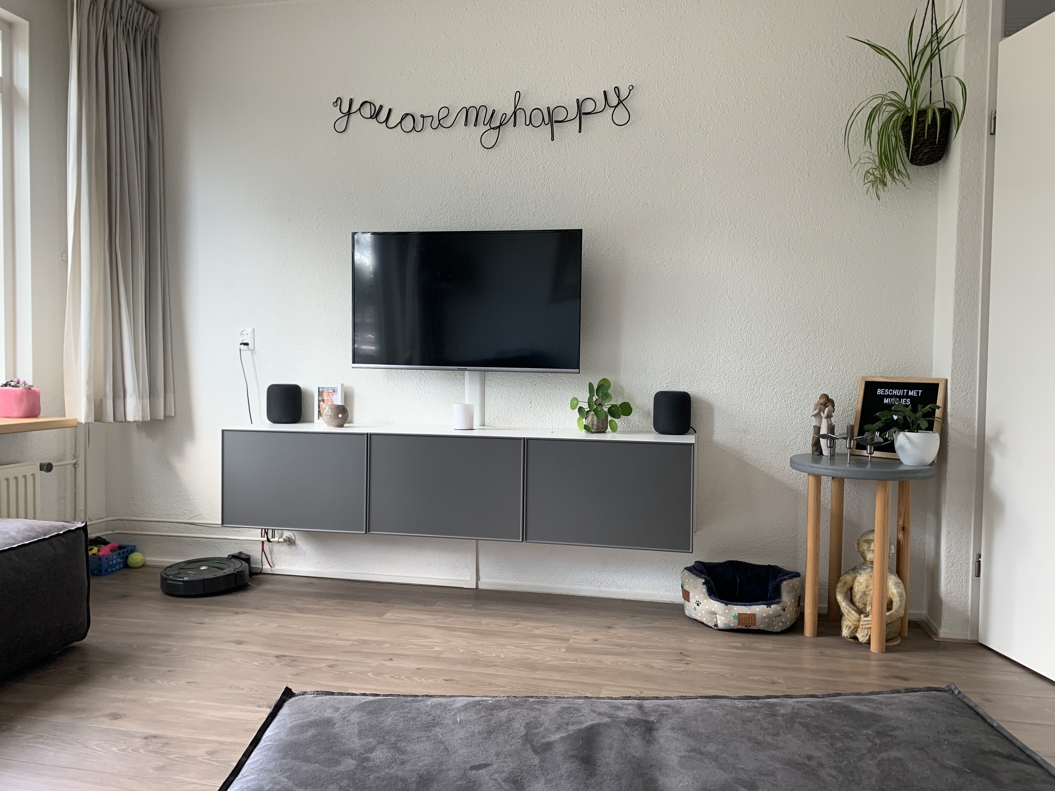 Afbeeldingslocatie: https://tweakers.net/ext/f/XGuZZAv5wE3sx3KgZX2ccx5E/full.jpg