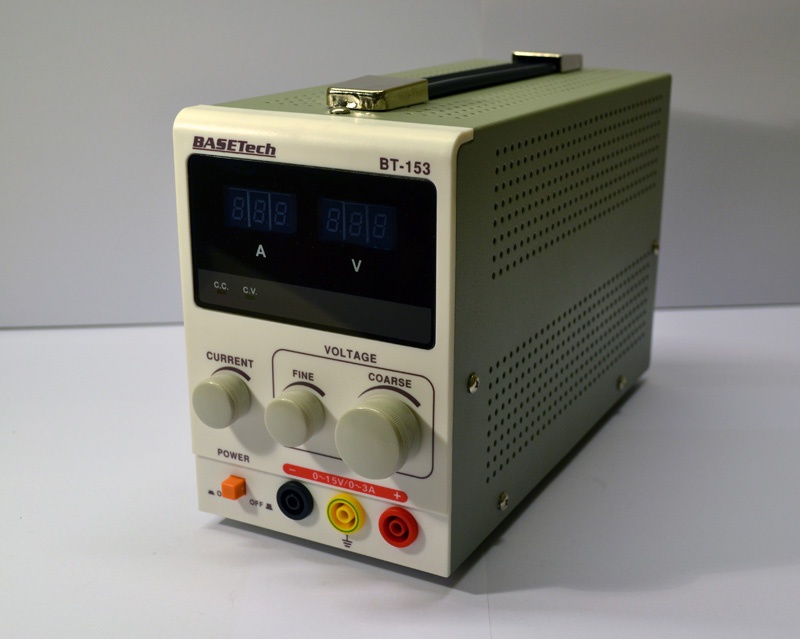 BT-153 0-15V 3A BT-153 0-15V 3A