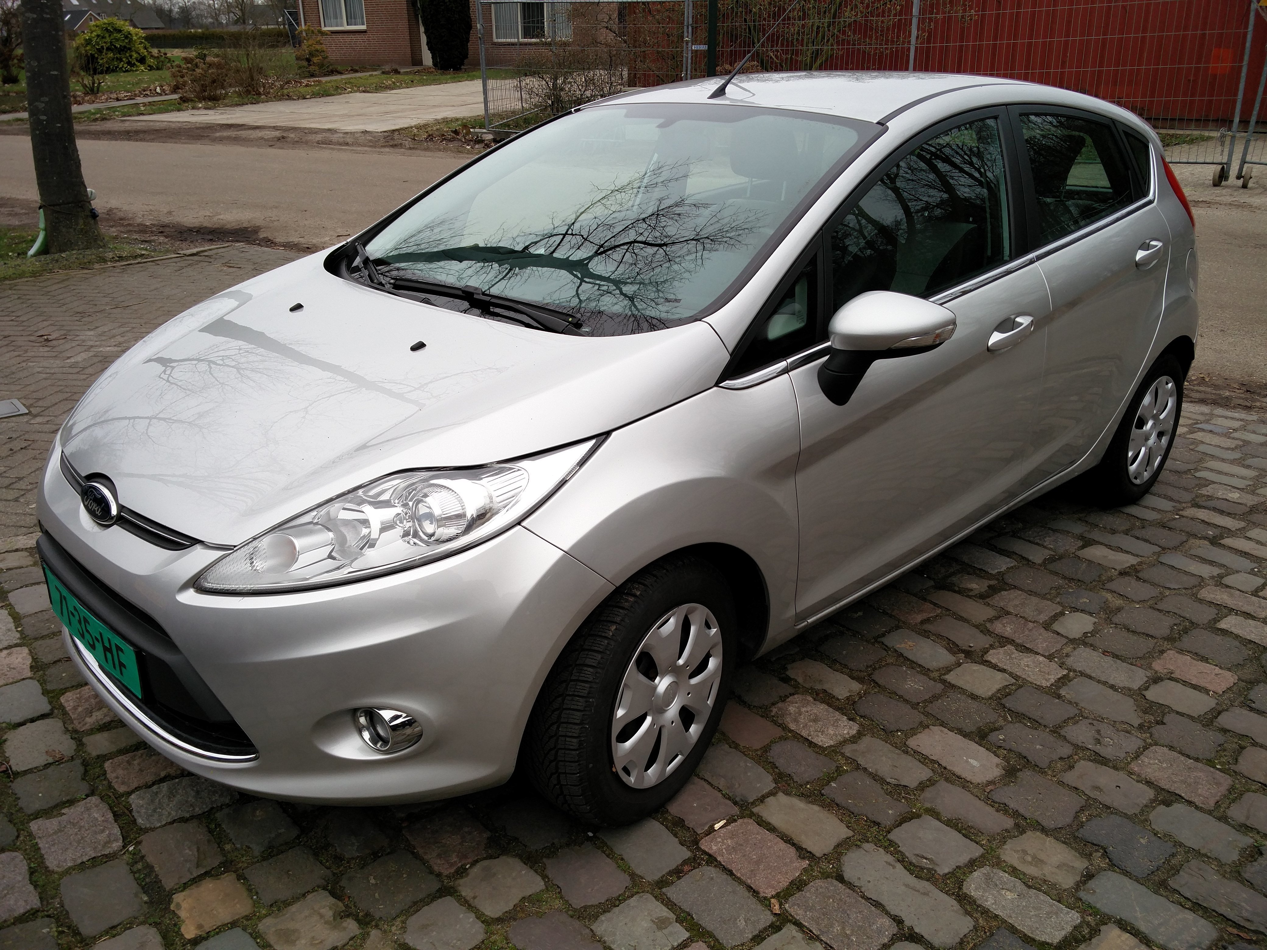 Afbeeldingslocatie: https://tweakers.net/ext/f/XWpjVlKyF3YN8Hq6rkDUVm7D/full.jpg