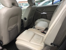 Afbeeldingslocatie: https://tweakers.net/ext/f/Y6HUBc3j3jEPi1taM6HhWd8C/medium.jpg