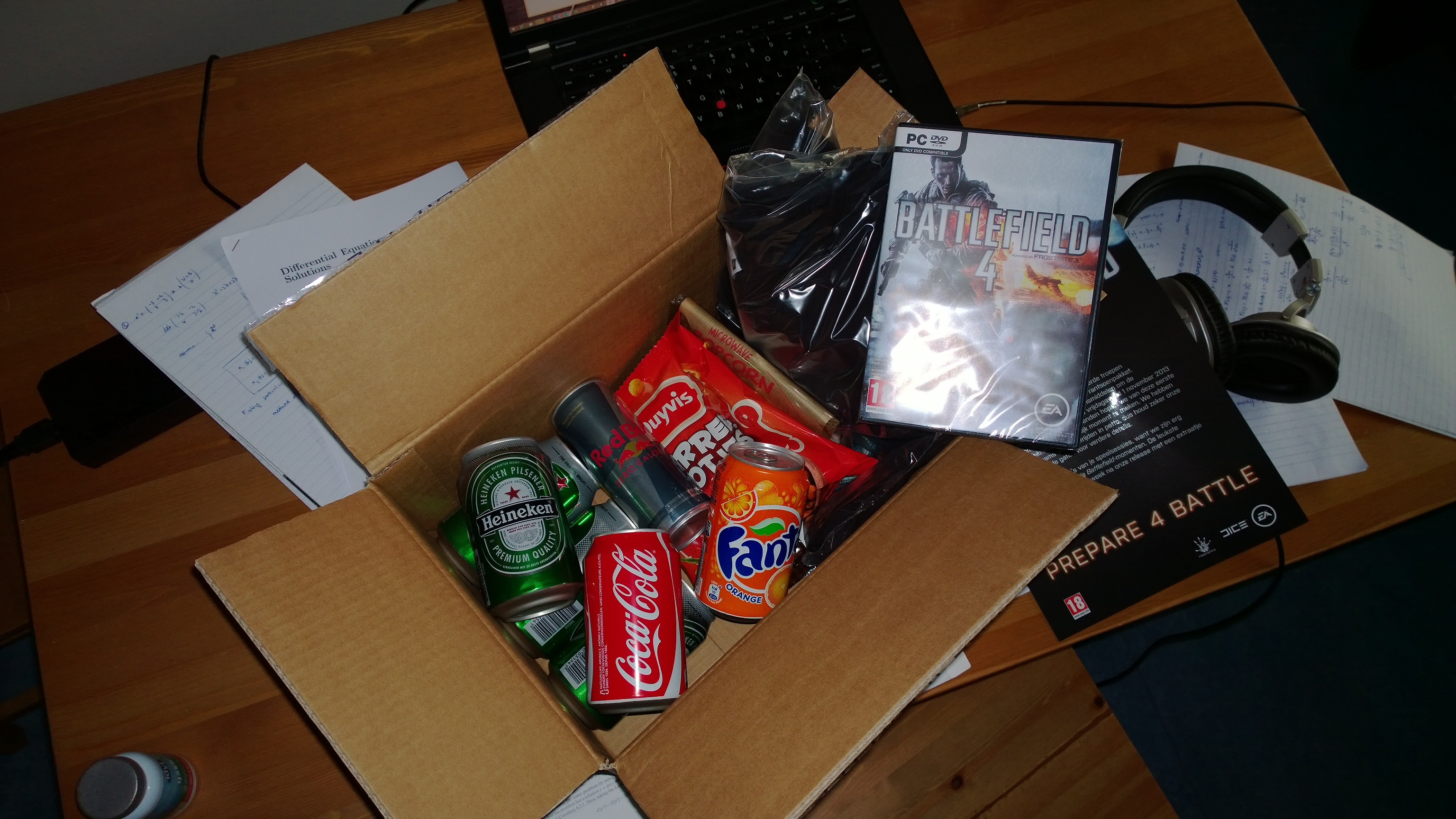 Afbeeldingslocatie: http://tweakers.net/ext/f/Y7mAhcLljEyLYOL6wTqjVHxk/full.jpg