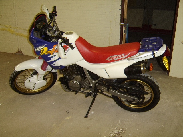 Afbeeldingslocatie: http://tweakers.net/ext/f/YHVu5j4G53WnjuIxC41brDIN/full.jpg