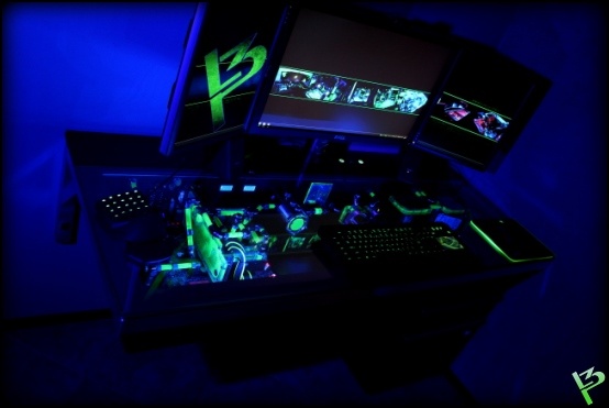 Afbeeldingslocatie: http://tweakers.net/ext/f/YYaBvrF6xewkEW8Q4PhOw2v7/full.jpg