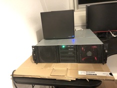 Voor aanzicht server Voor aanzicht server